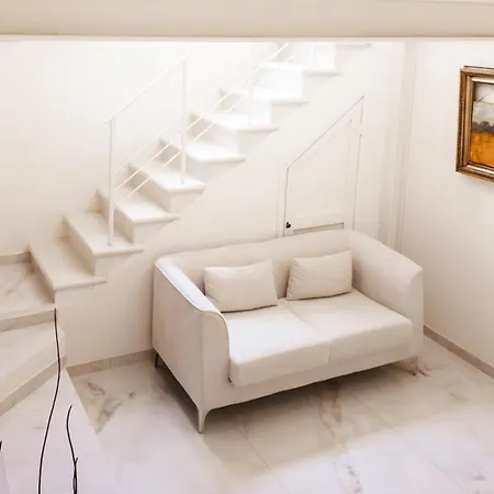 The Loft In Via Piastroni בית נופש